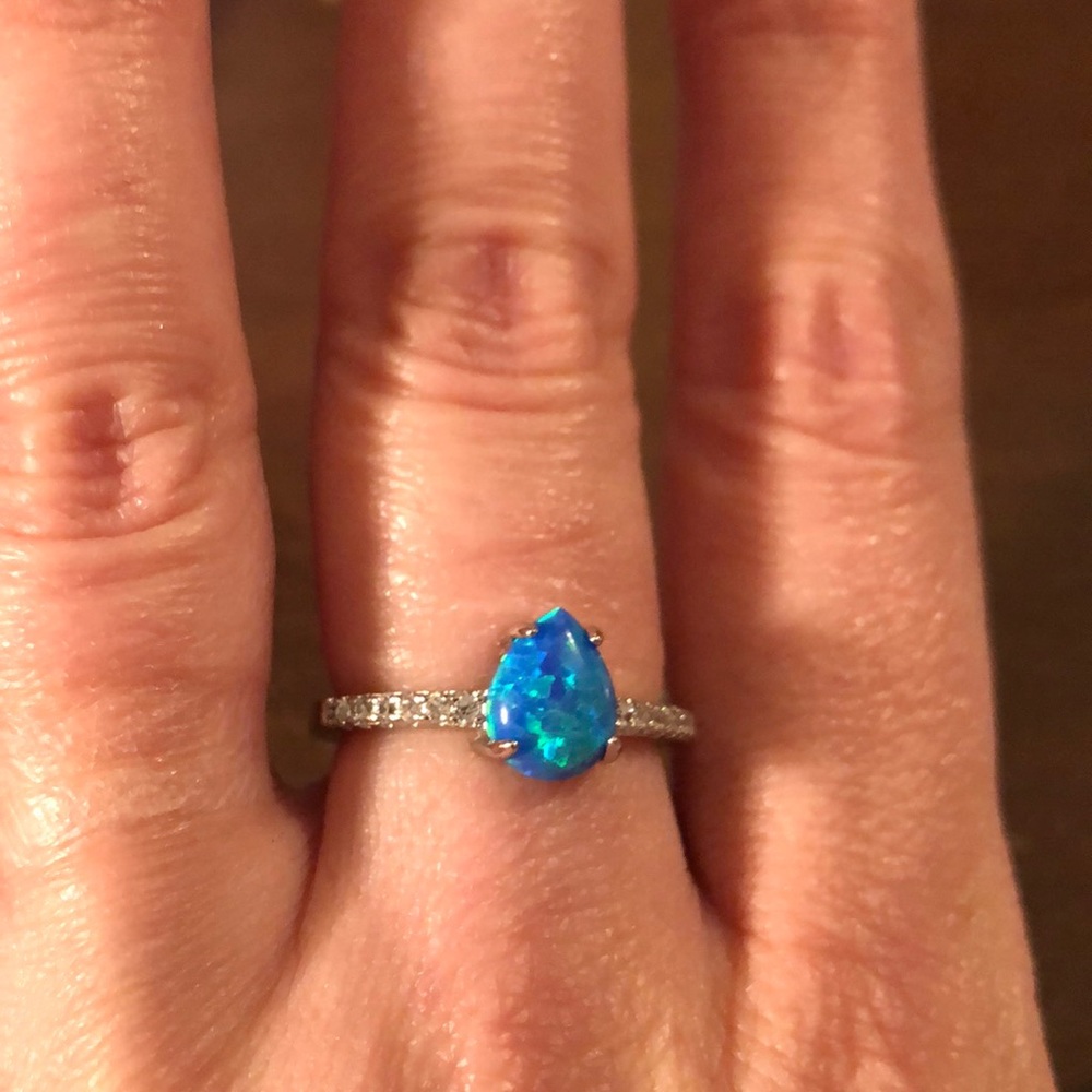 Blue opal ring size 8 - Picture 4 of 4